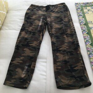Croft & Barrow Camoflage Sweat Pants